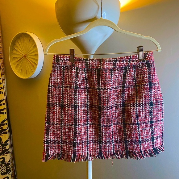 Blk, Red, & White / SHEIN Tweed Skirt / SIZE : M - Picture 2 of 3